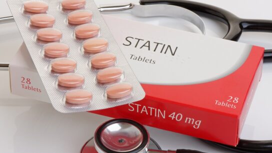 pack of statins with stethoscope
